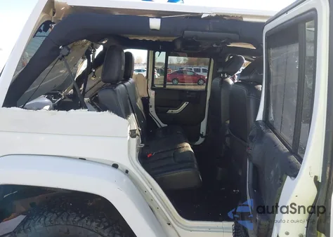 2014 Jeep Wrangler Unlimited Rubicon z USA, uszkodzony, nr VIN 1C4BJWFGXEL265737